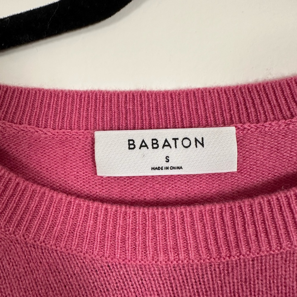 Aritzia Babaton Sweater - Size Small